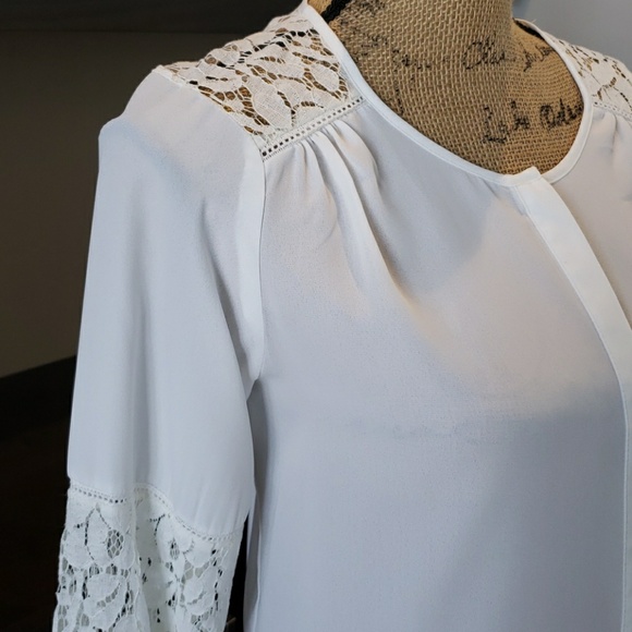 Zac & Rachel top blouse white long sleeve lace round neck Size Medium - Picture 2 of 7